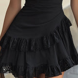 Rochie mini neagră din dantelă cu volane la mâneci