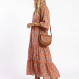 AMARA | ROCHIE MIDI TIERATĂ CU DECOLTEU ÎN V ȘI PRINT GEOMETRIC