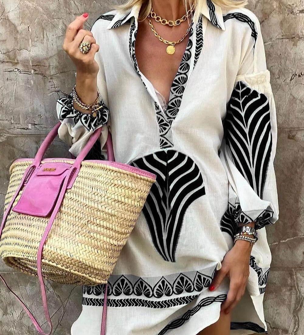 Rochie mini lejeră cu imprimeu și mâneci lungi