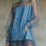 Rochie mini din denim și tul cu guler înalt