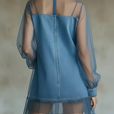 Rochie mini din denim și tul cu guler înalt