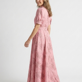 Xanthea | Rochie maxi cu mânecă scurtă, cu curea și textură florală