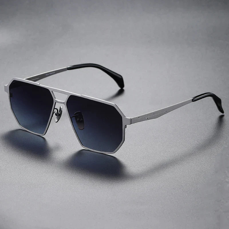 Konrad™ | Ochelari de soare de precizie din titan
