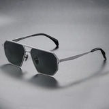 Konrad™ | Ochelari de soare de precizie din titan