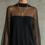 Rochie mini din plasă neagră cu mâneci transparente și guler înalt