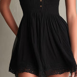 Rochie mini neagră plisată cu dantelă