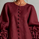 Rochie mini bordo cu nasturi florali și manșete florale