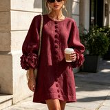 Rochie mini albă cu flori și manșete decorate