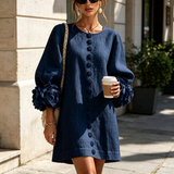 Rochie mini albă cu flori și manșete decorate