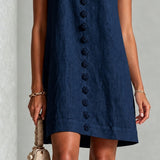 Rochie mini bleumarin fără mâneci cu flori și nasturi