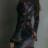 Rochie mini mulată din catifea cu imprimeu floral și decolteu în V