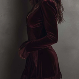 Rochie mini din catifea bordo cu dantelă